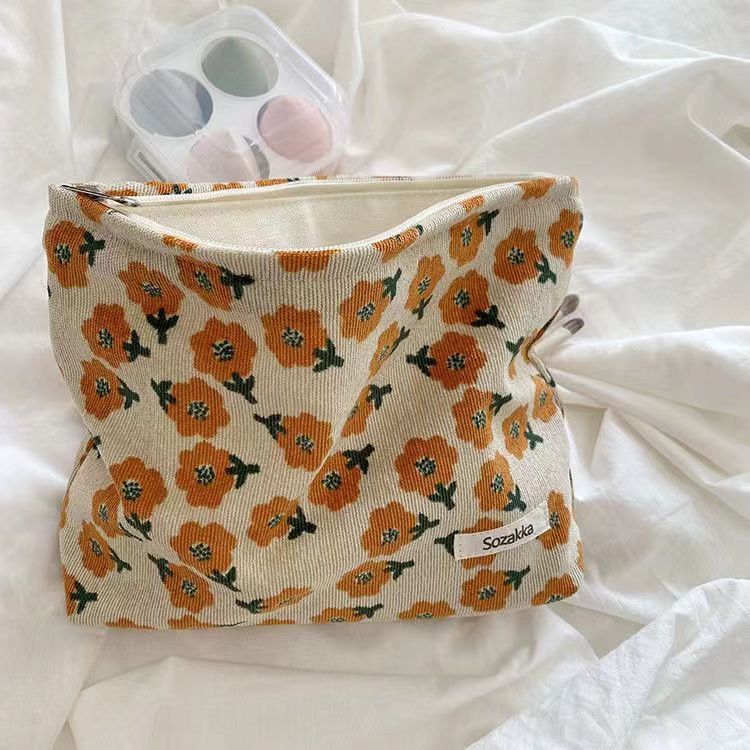 Large Capacity Cosmetic Bag